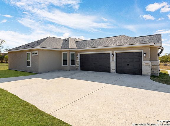 5th image of 1308 Private Road 3702