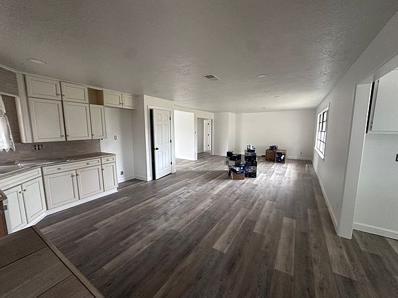 3rd image of 1316 Kent Ave