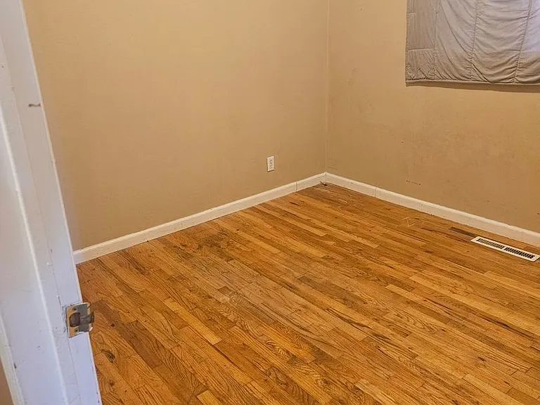 231 Galleron Way — Photo 14