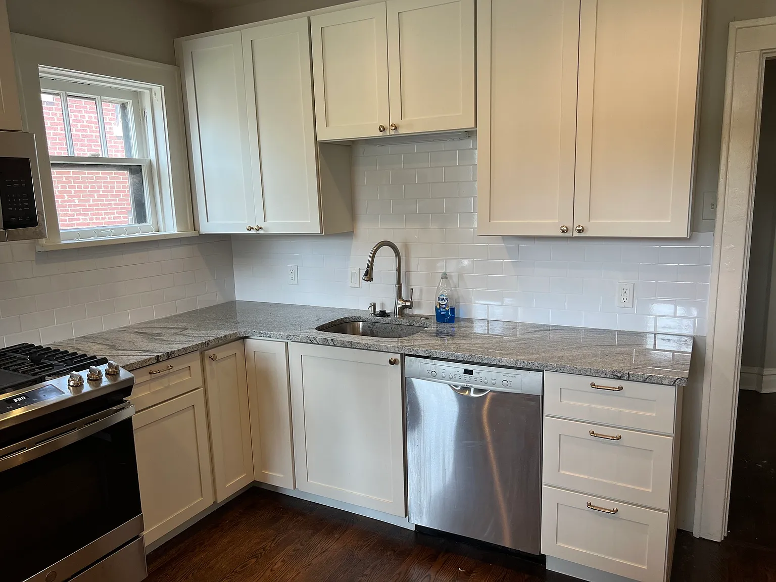 1085 Terrace Drive — Photo 4