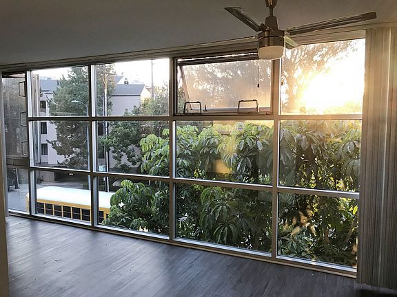 3rd image of 708 S Barrington Ave APT 203