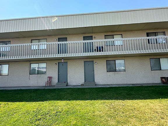 2nd image of 1300 Logan St
