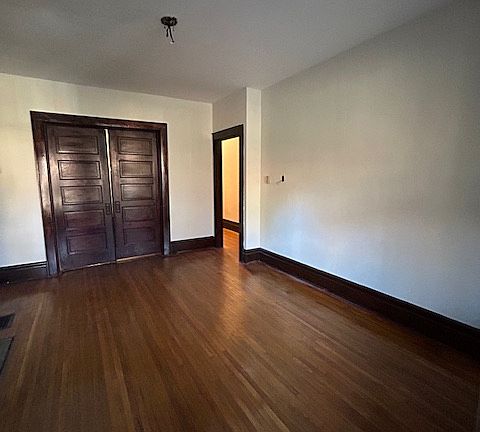 3rd image of 135 W 1st Ave #1