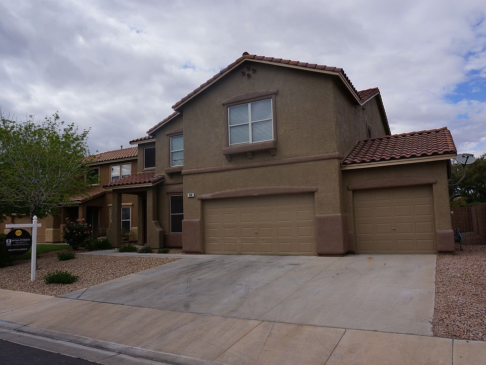 1st image of 808 Bussora Rose Dr