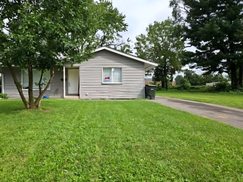 40 N Ashburton Rd