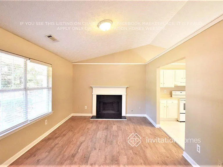 112 Old Hickory Point — Photo 2