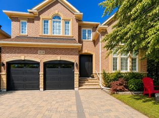 1516 Pinery Cres, Oakville, ON L6H7J9