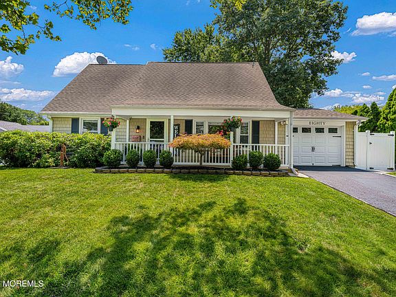 2nd image of 80 Ivy Hill Drive