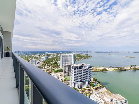 2nd image of 501 NE 31st St #Penthouse 4402