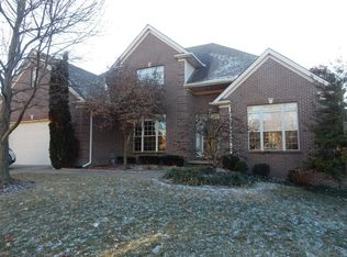 1369 Estates Hill Cir, Lexington, KY