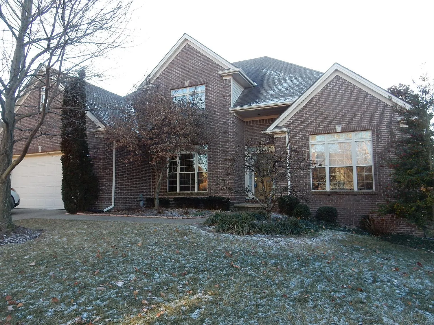 1369 Estates Hill Cir photo 1