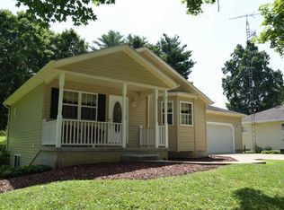 466 Sherwood Dr E, Newark, OH 43055