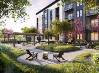 Lucca Fox Valley, Aurora, IL 60504