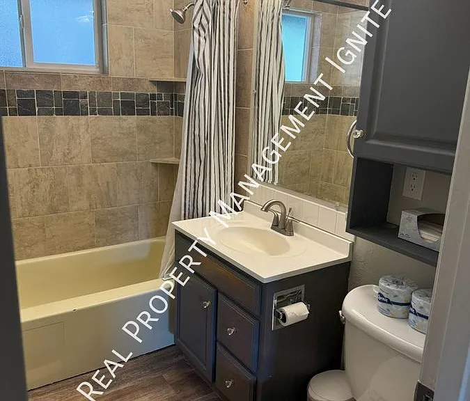 454 NE Thurston Ave #444 — Photo 9