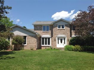 2338 Claymont Dr, Troy, MI