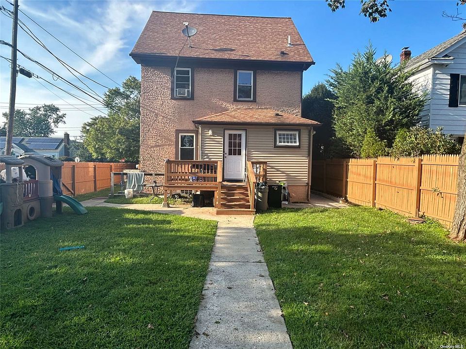 50 W 10th Street, Huntington Station, NY 11746 Zillow