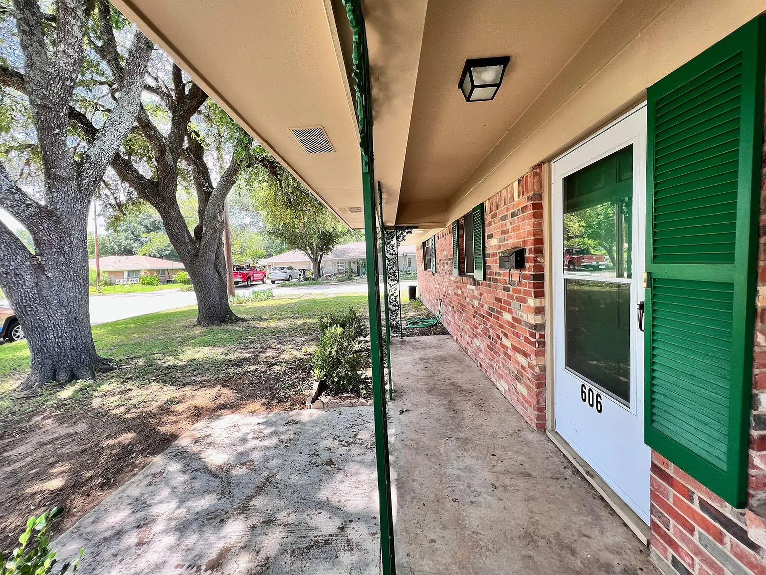 3 bed, 1735 sqft, $1,500 — Photo 2