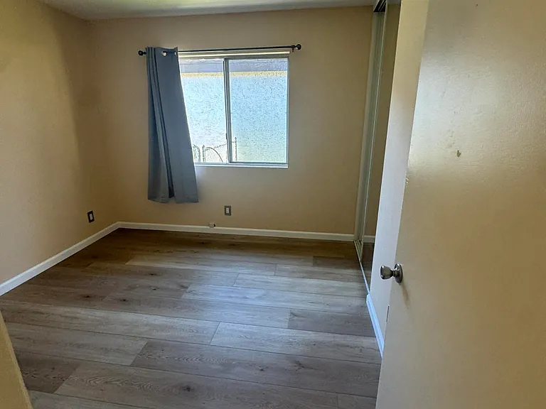 Carissa Dr — Photo 19