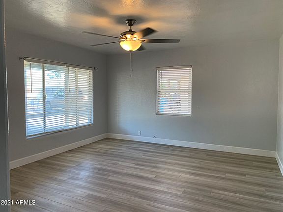 5th image of 6122 N 35th Dr