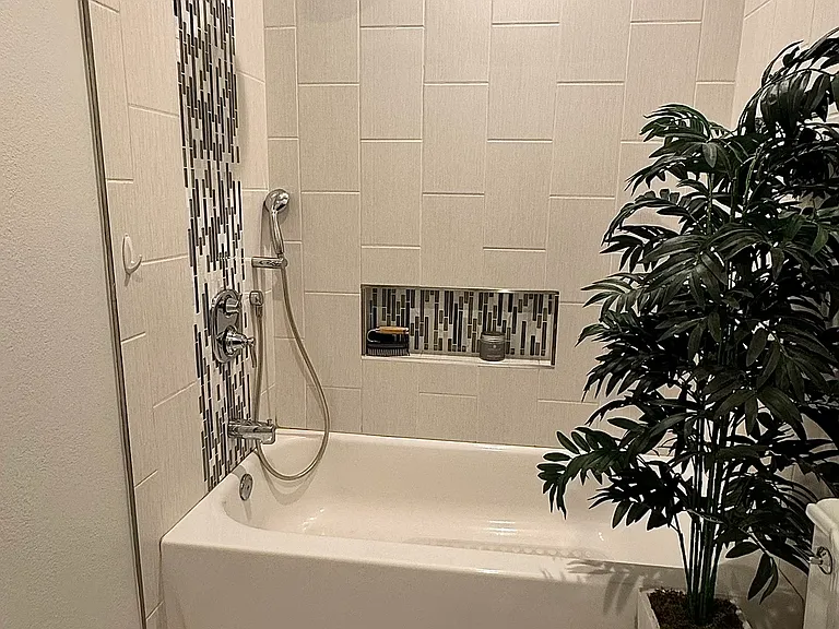 18350 Hatteras St #231 — Photo 14