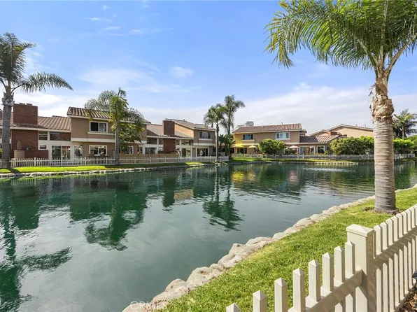7792 Sailboat Cir #14, Huntington Beach, CA 92648
