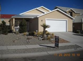 462 Minturn Loop NE, Rio Rancho, NM 87124