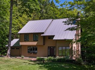 50 Hemenway Rd, Hartford, VT 05047