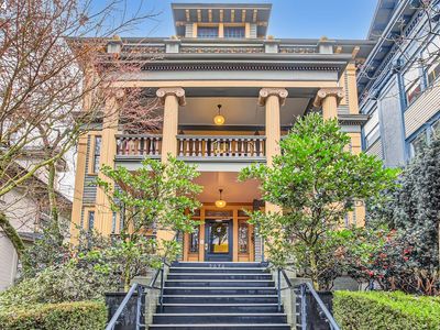 2076 NW Kearney St APT 7, Portland, OR, 97209