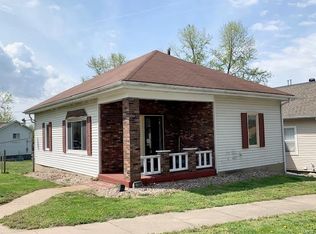 2705 Hubbard St, Hannibal, MO 63401