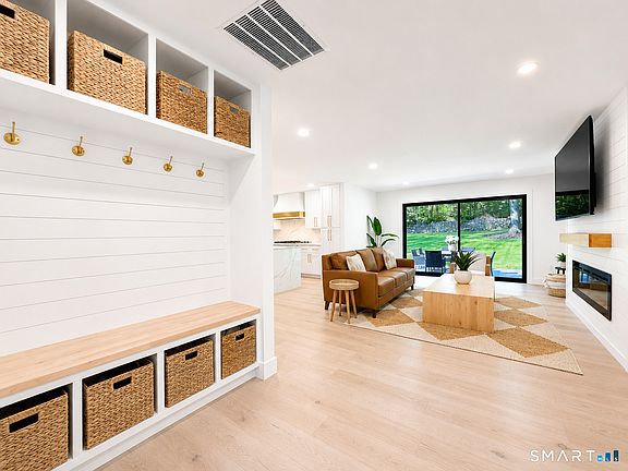 2nd image of 355 Surrey Lane