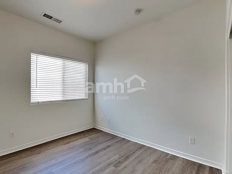 18641 W Mission Ln — Photo 18