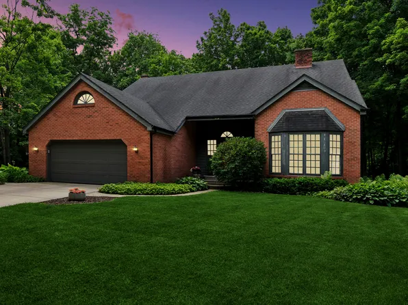 1014 Kauai King Ct, Naperville, IL 60540