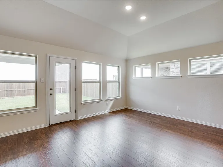 16625 Hidden Cove Dr — Photo 16
