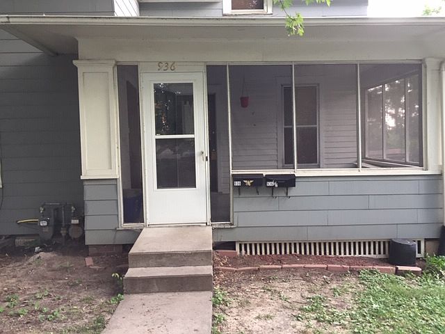 Front of house & front porch