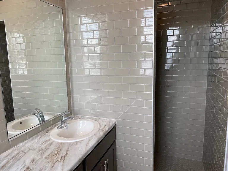 413 Main Ave #204 — Photo 3
