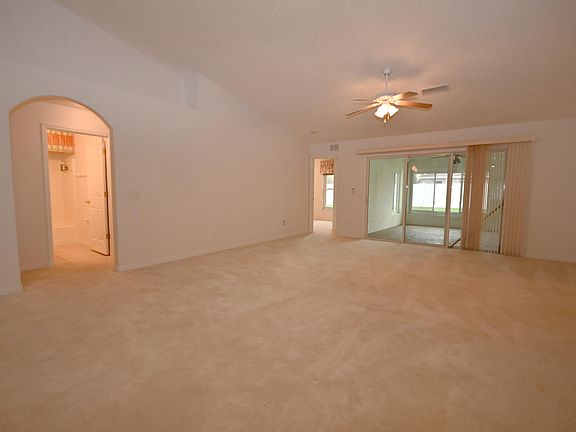 5th image of 3324 Queen Palm Dr