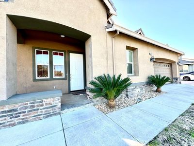 1011 Alfonso Ln, Manteca, CA, 95336