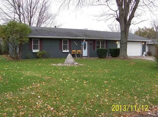 224 N Bobber Ln, Warsaw, IN 46582