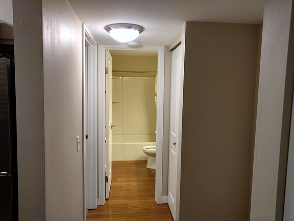 3rd image of 810 153rd Ave NE APT B205