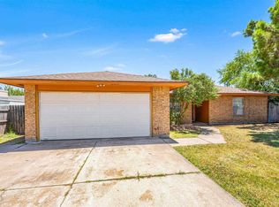 2329 NW Dunstan Ln, Lawton, OK 73505
