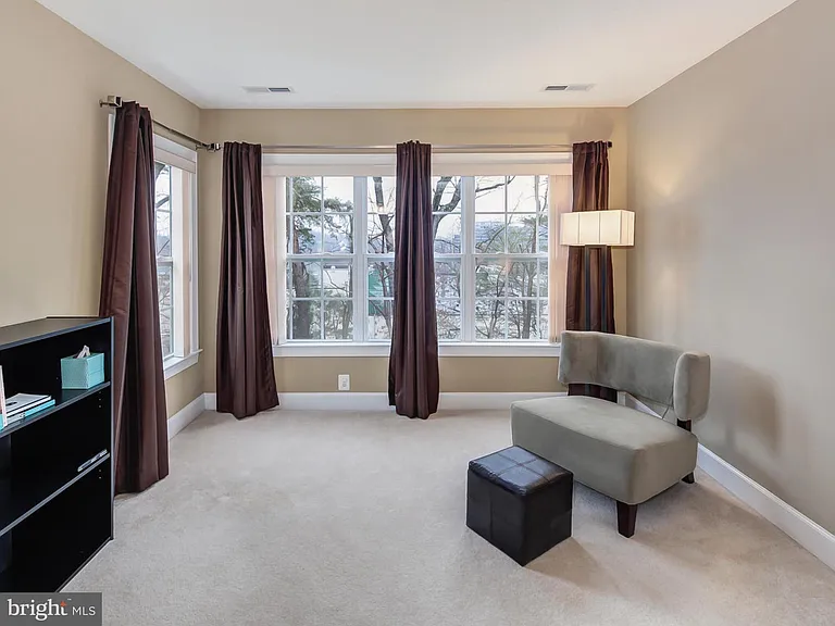 2958 Thompson Park Ln — Photo 20