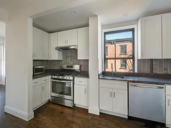 400 Bleecker Street image 1 of 14
