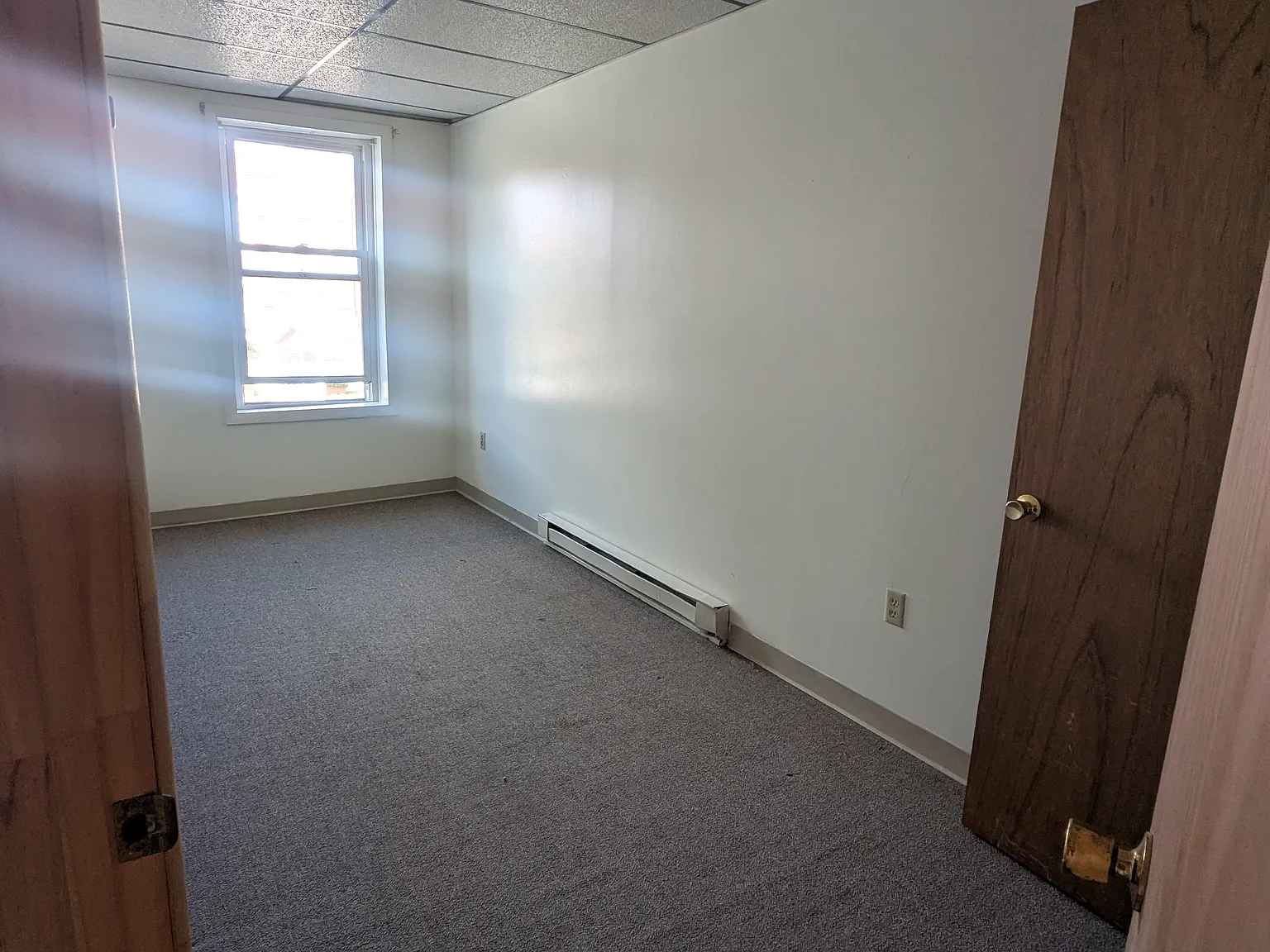 1 bed, 400 sqft, $600 — Photo 4