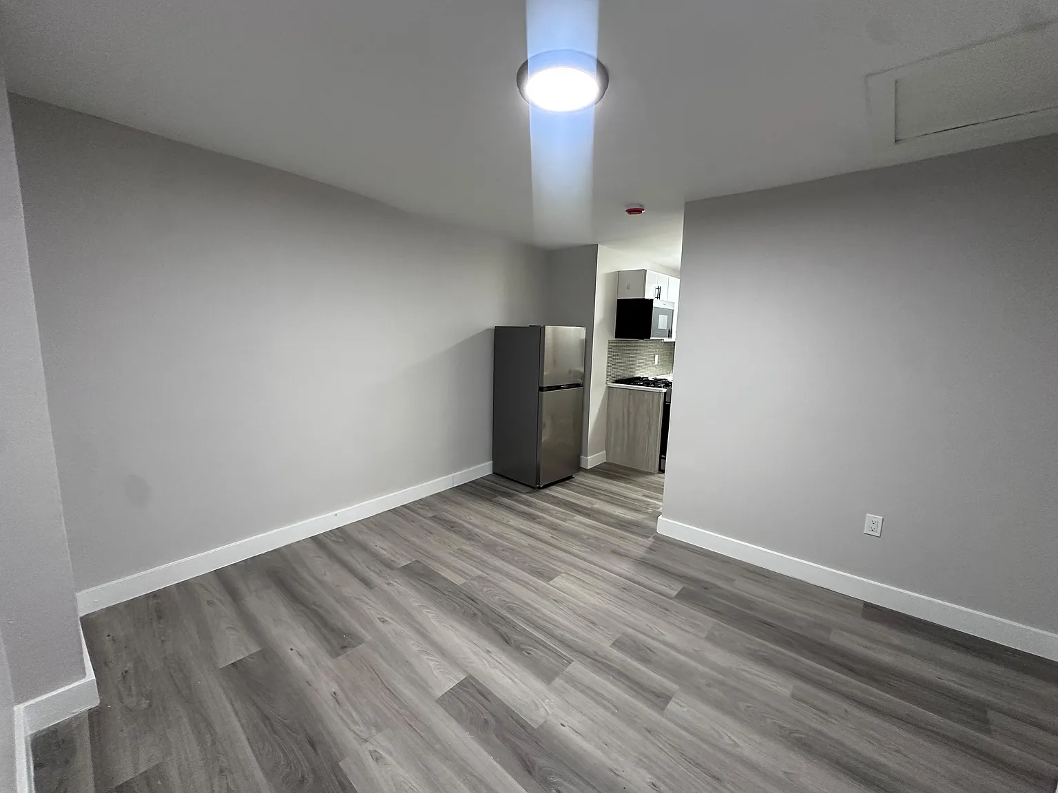 635 Bergen Ave — Photo 4