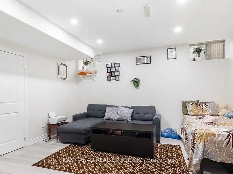 61 Degrey Dr #BASEMENT — Photo 4