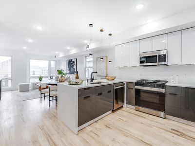 287 Forrest St FLOOR 2, Jersey City, NJ, 07304