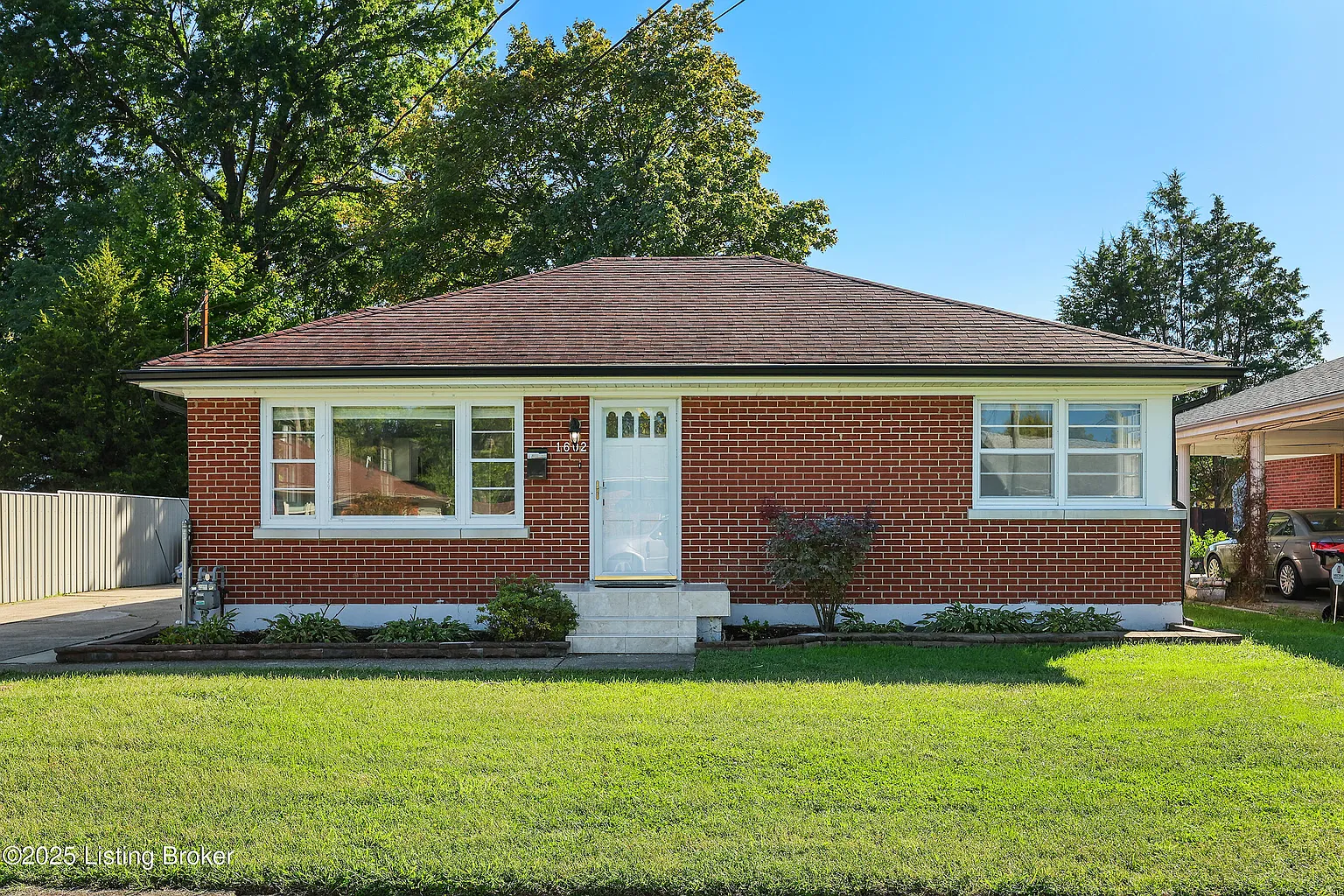 1602 Clarice Way photo 1