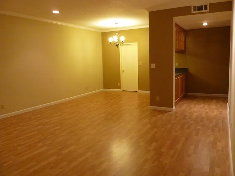 4641 Fulton Ave #1 — Photo 2
