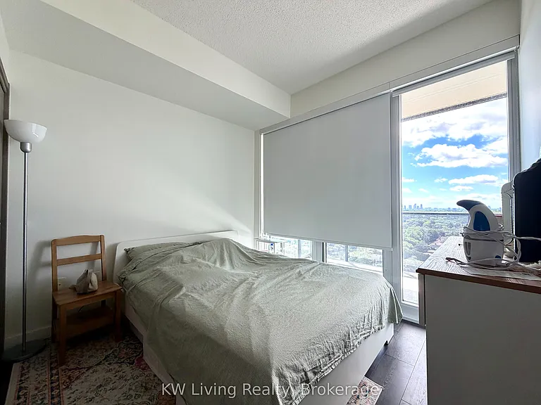 95 McMahon Dr #2303 — Photo 5