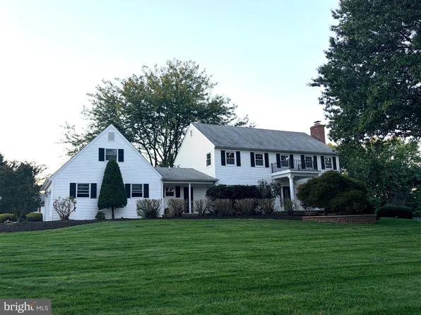 1610 Nicole Dr, Garnet Valley, PA 19060